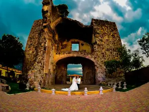 Iglesia Vieja (Ruinas de la antigua Iglesia de Ntra. Señora del Rosario)
