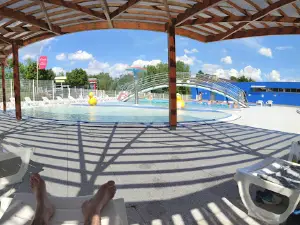 Base Aqualudique