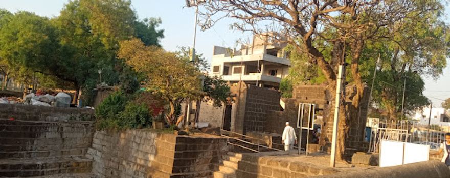 Ardhanari Nateshwar Mandir Velapur