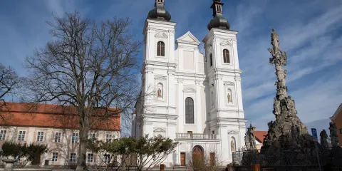 Kostel Navštívení Panny Marie