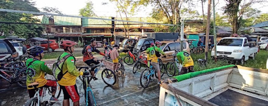 Lapangan Tugu Lambung Mangkurat
