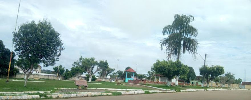 Praça de Candeias do Jamari