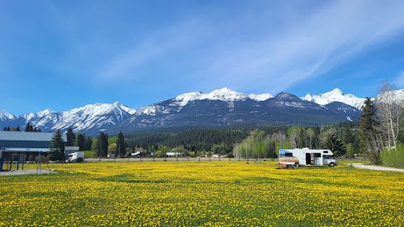 Golden Riverfront Campground