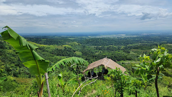 Nabuclod Mountain Views