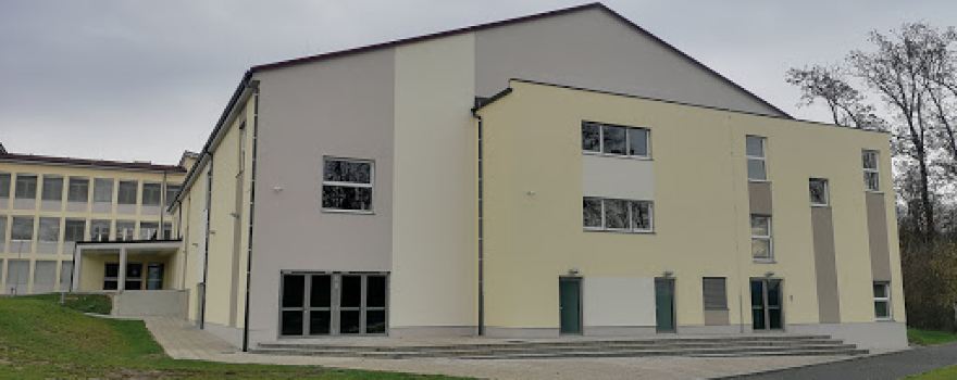 Sončna dvorana Lukovica