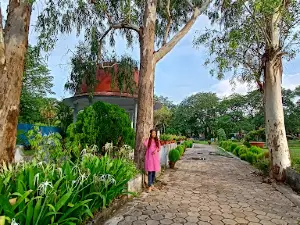 Shaheed Park
