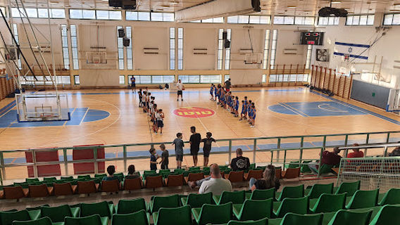 Community Center Hof Hakarmel