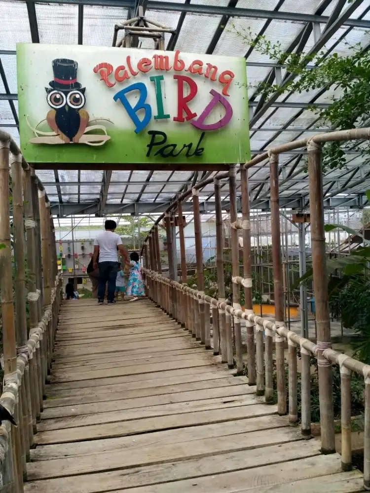 Hotel di Sungai Kedukan