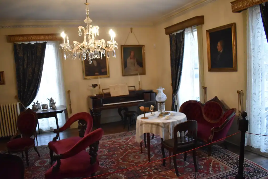 Lee-Fendall House Museum & Garden附近的飯店