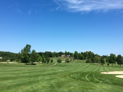 Ravenwood Golf Club