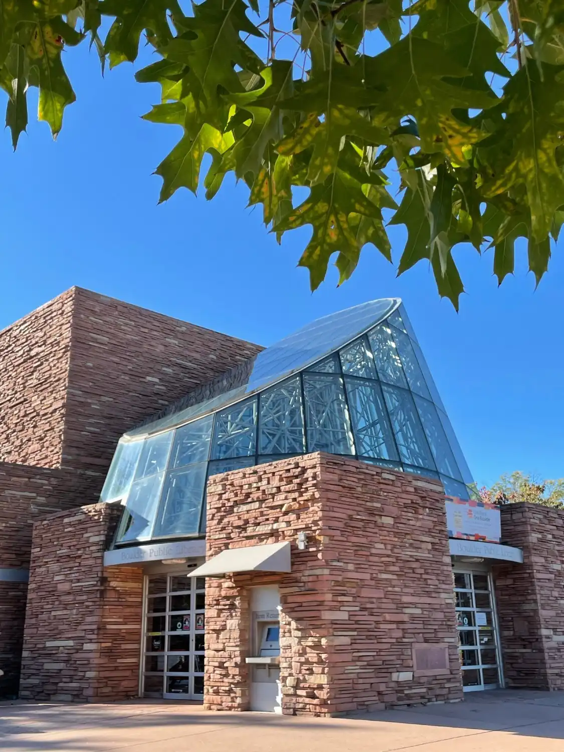 Hotel dekat Boulder Public Library