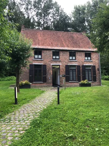Van Gogh House