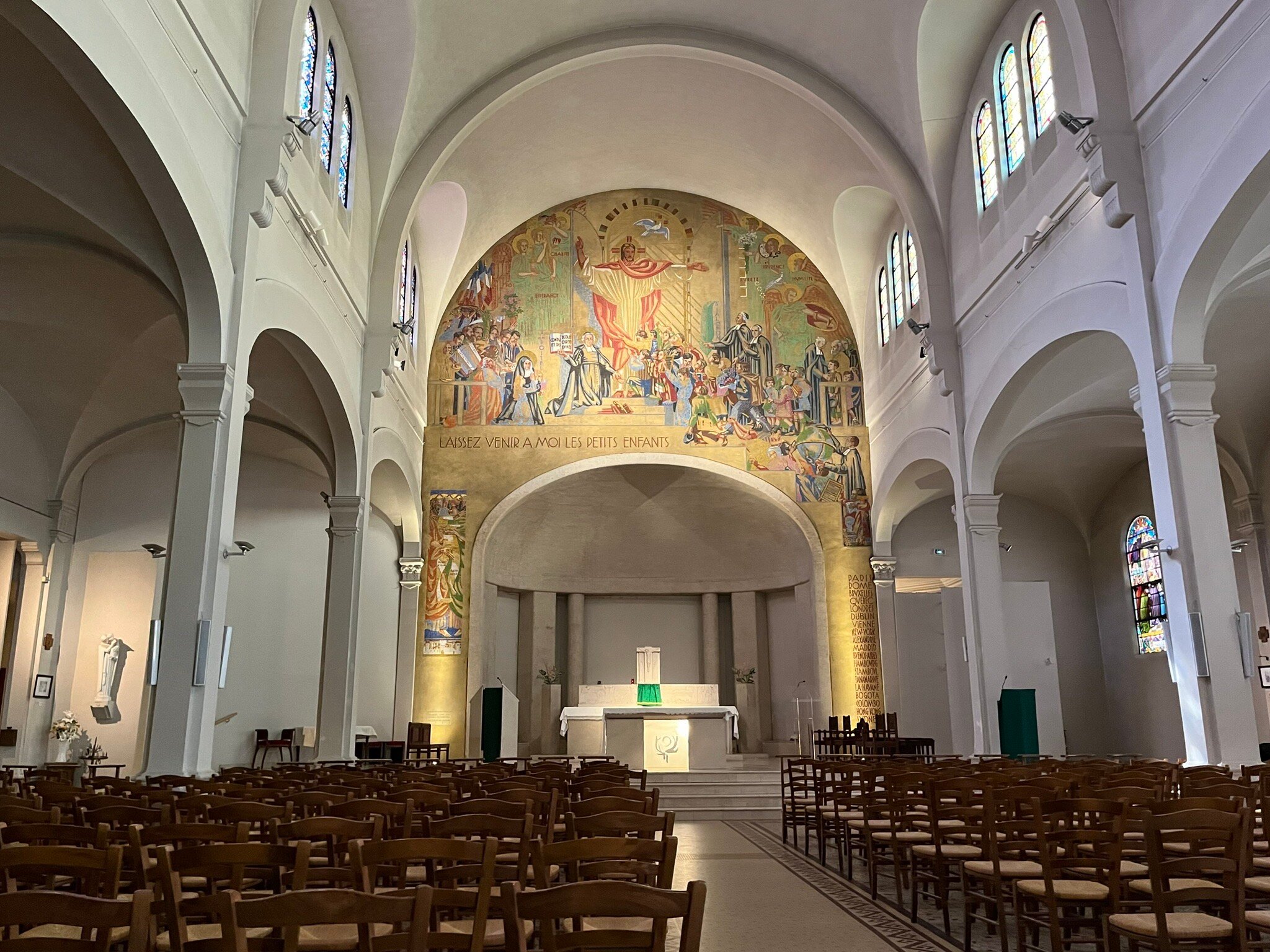 St Jean-Baptiste de La Salle's Church 주변 호텔
