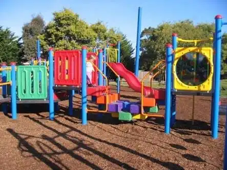 Hotels near Paradai 2 Thai Restaurant