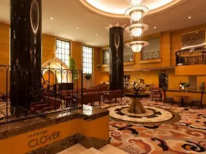 Tea Lounge Clover