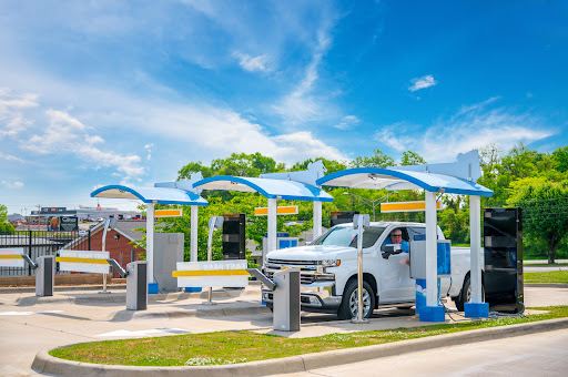Compare 5 airports near Highlands Ranch