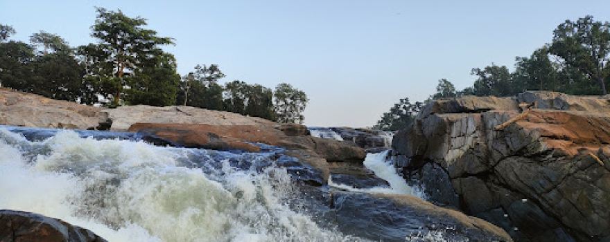 Haldi Kareli waterfall