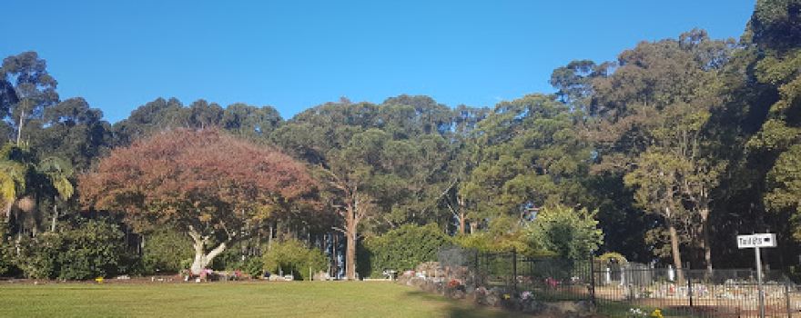 Manning Great Lakes Memorial Gardens