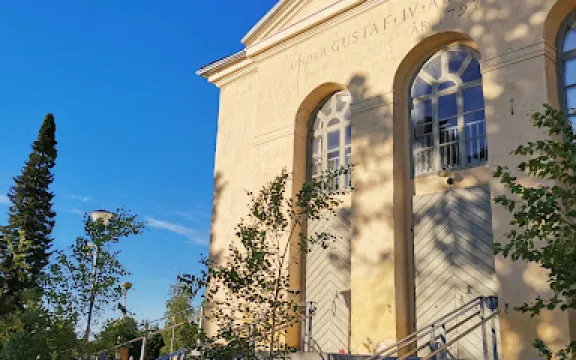 下託爾尼奧教堂