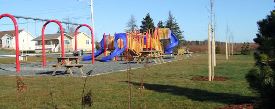 Oland Heights (Deerfield Dr.) Playground
