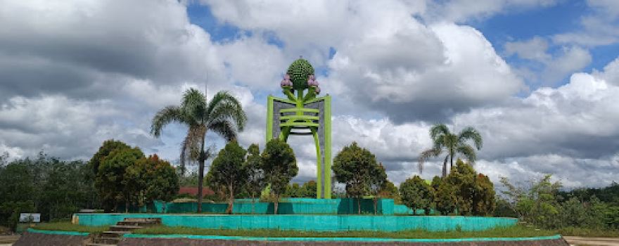 Monumen Durian dan Maritam