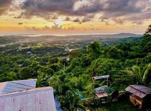 Bacsil Viewdeck Food House