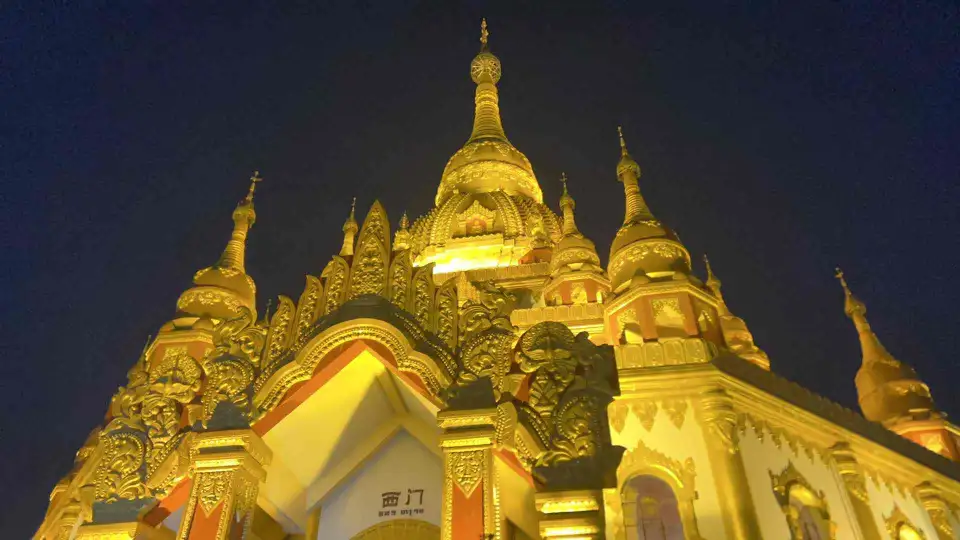 3_Meng Huan Shwedagon Pagoda