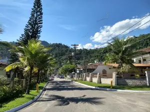 Guaratucaia beach