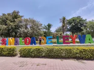 Parque Sinaloa De Leyva