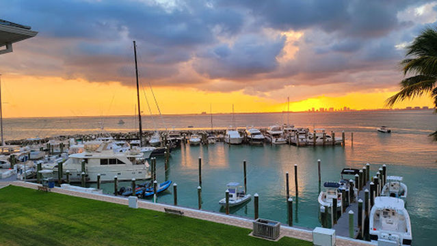 Key Biscayne Yacht Club