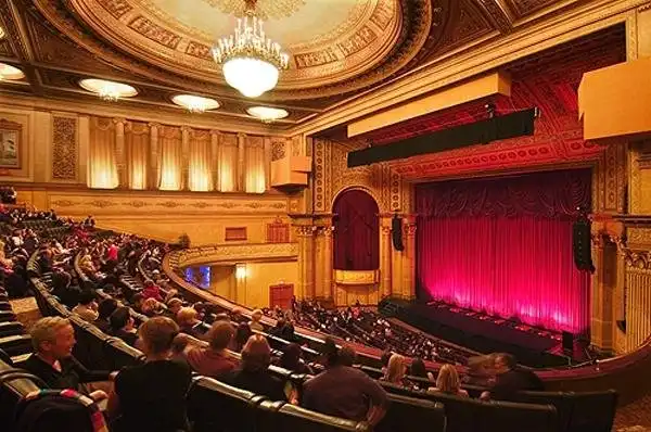 Hotels near Regent Theatre