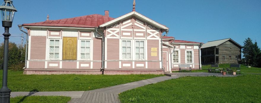 Istoriko-Memorial'nyy Muzey M.v. Lomonosova