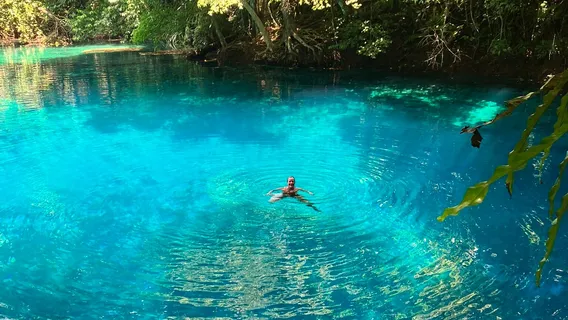 Riri Blue Hole