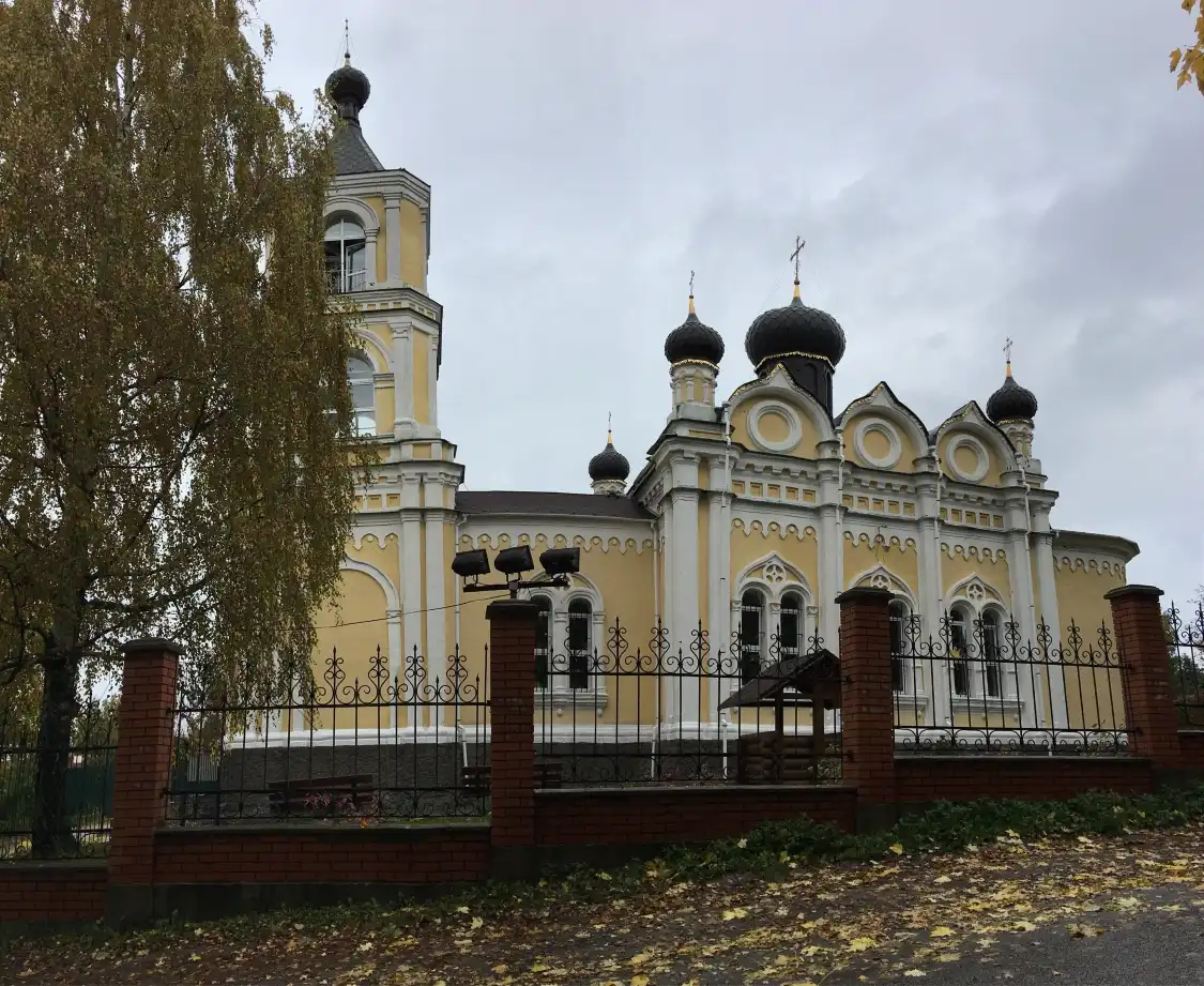 Hotel dekat Church of the Assumption of the Blessed Virgin