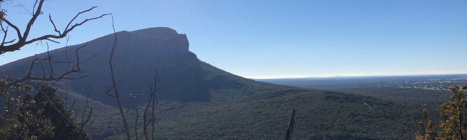 던켈드데이 투어