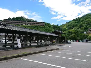 Michi-no-Eki Shinanoji Shimojo Soba no Shiro