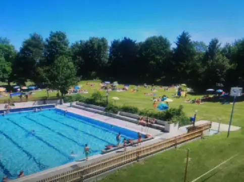 Rigi Rutsch'n (Freibad & Sauna)