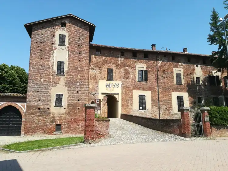 Hotels in Castello d'Agogna