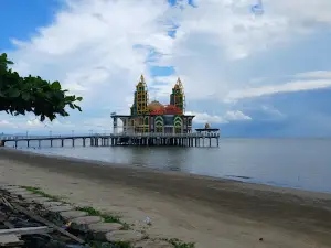Pantai Siring Pagatan