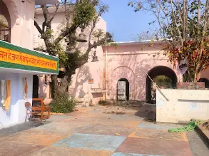 Hajari Mhadev Mandir Sarsai Nawar