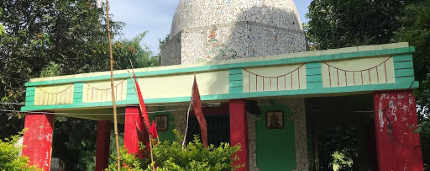 Pakadi Dait Mandir
