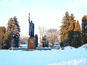 Pam'yatnyk Volodymyru Velykomu