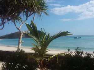Maloba Beach