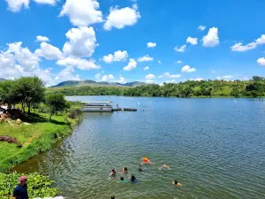 Cradle Moon Lake