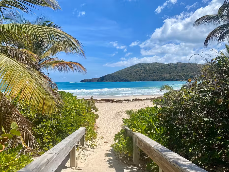 ${{cityDName}} to Culebra Flights