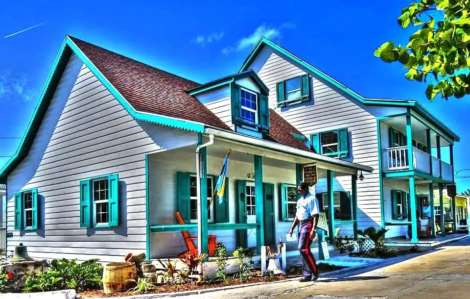 Hotels near Wyannie Malone Museum