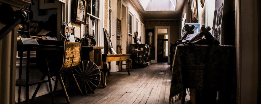 Victor Lowell Thomas Museum