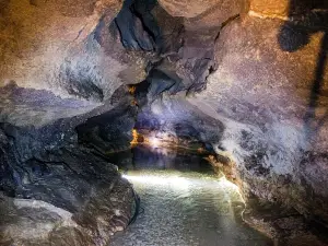 La Grotte Célestine