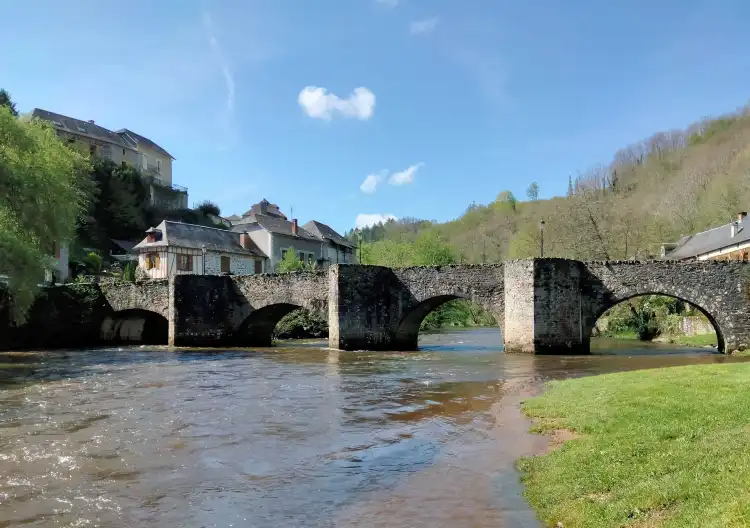 Hotels near Vieux Pont de Vigeois