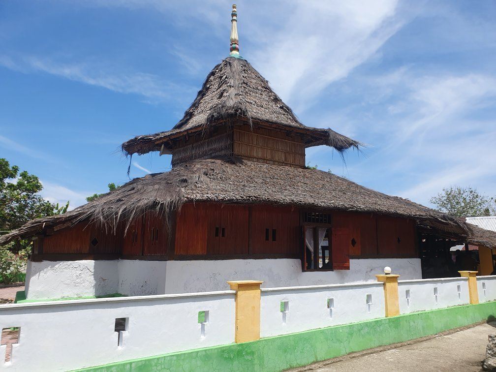 Wapauwe Kaitetu Old Mosque
